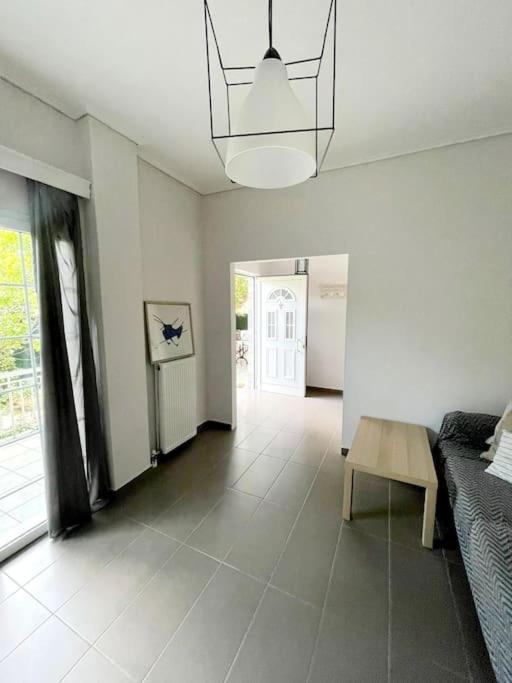 20' From The Airport,20' From The Center Of Athens Apartment Exterior photo